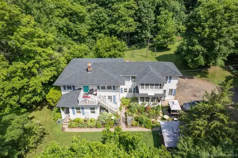 89 North St, North Branford, CT 06471