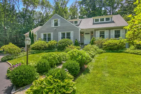48 Glenville Rd, Greenwich, CT 06831