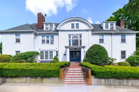 85 Lindale St #6, Stamford, CT 06902