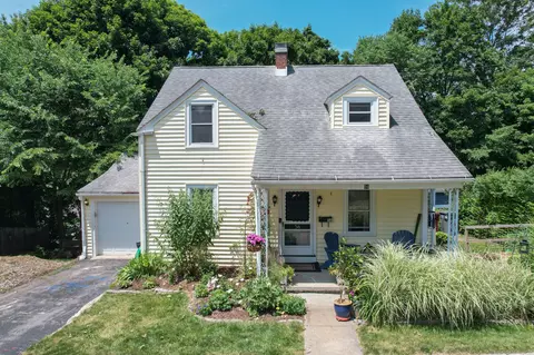 56 Hill St, Naugatuck, CT 06770