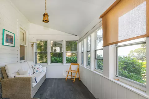 26 Sargent Rd, Old Lyme, CT 06371