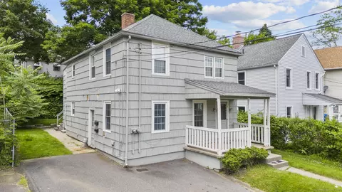 16 Dudley St, Bristol, CT 06010