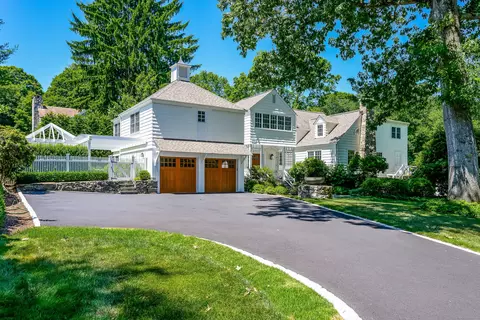 3 Turtleback Ln, Westport, CT 06880