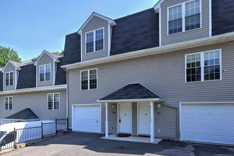 210 Stonefield Dr #53, Waterbury, CT 06705
