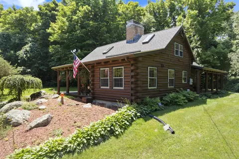 215 Boston Post Rd # -2, Old Lyme, CT 06371