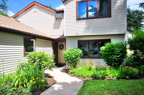 122 Butternut Ln, Bristol, CT 06010