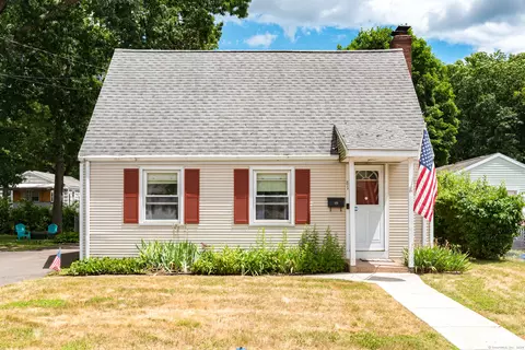 81 Durant St, Manchester, CT 06040