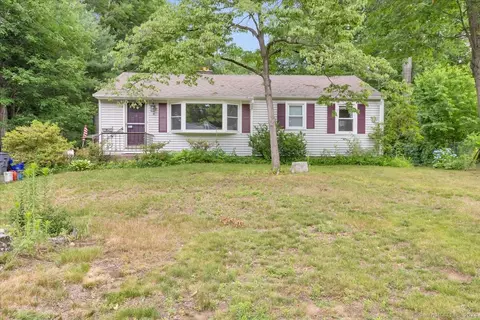 4 Avon Street Ext, Enfield, CT 06082