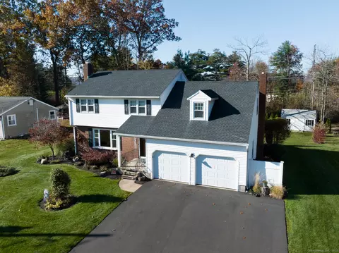 31 Dipietro Ln, Bristol, CT 06010