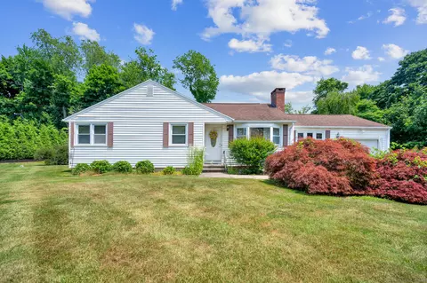 264 Ronald Dr, Fairfield, CT 06825