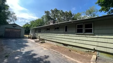 100 Glenn St, Naugatuck, CT 06770