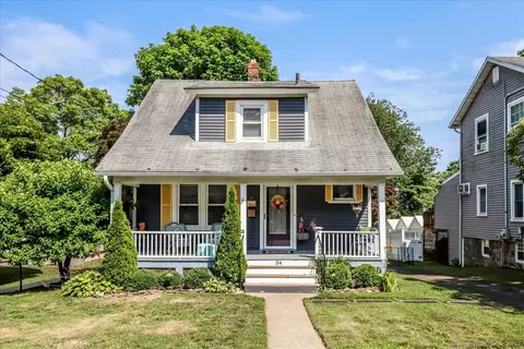 34 Highland Ter, Stratford, CT 06614