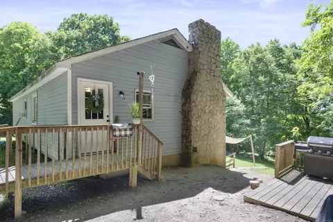 38 Ference Rd, Ashford, CT 06278