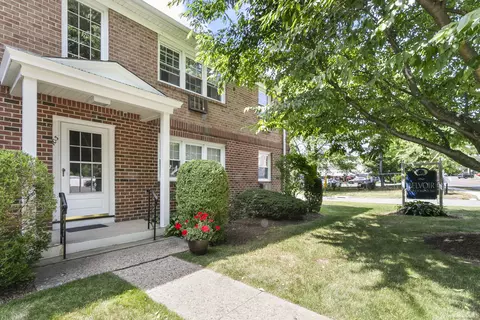 103 Katona Dr #23, Fairfield, CT 06824