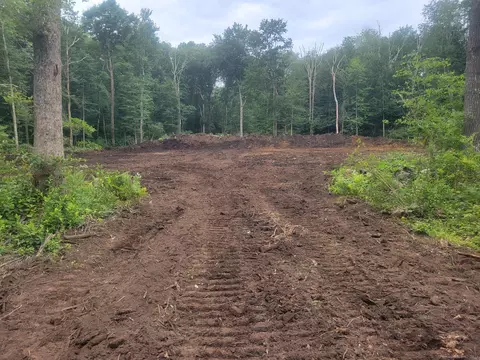 207 Brown Rd, Voluntown, CT 06384