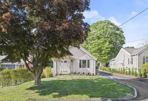 22 Willard Ter, Stamford, CT 06903