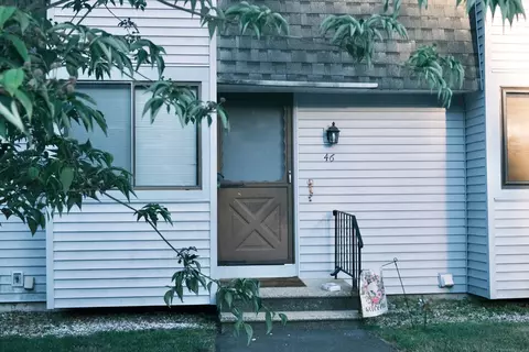 46 Northampton Ln #46, Plainville, CT 06062