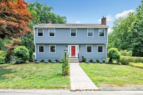 32 Lorraine Dr, Monroe, CT 06468