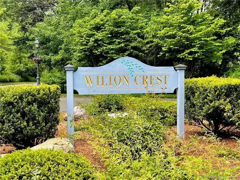59 Wilton Crst, Wilton, CT 06897
