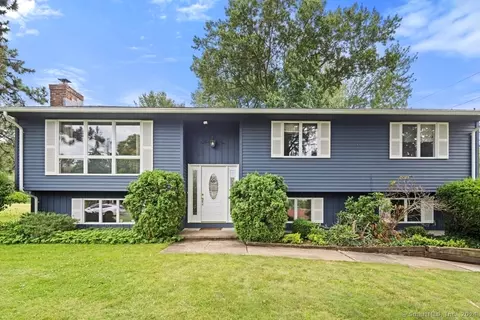 456 Savage St, Southington, CT 06489