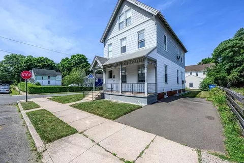 54 Alstrum St, Hamden, CT 06514