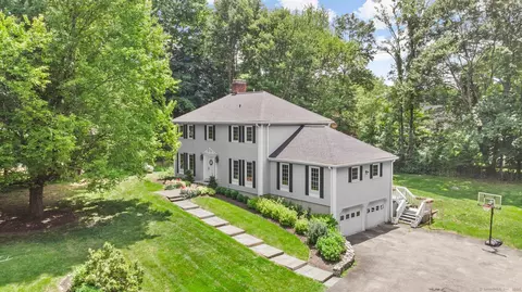 59 S Salem Rd, Ridgefield, CT 06877