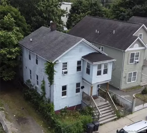 21 Button St, New Haven, CT 06519