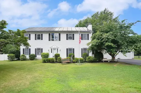 201 N Maple St, Enfield, CT 06082