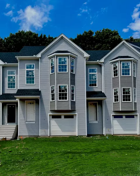 13 Summer Brook Way, Seymour, CT 06483