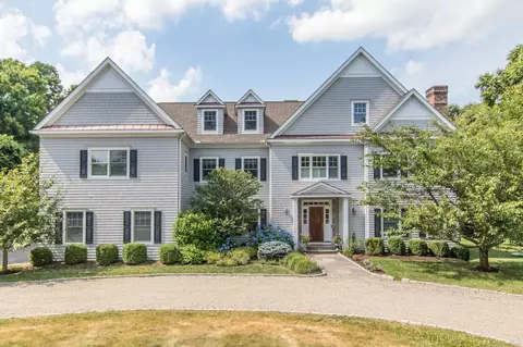 2 Topfield Rd, Wilton, CT 06897