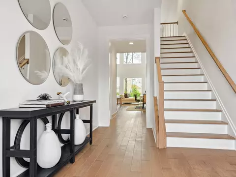 28 Hillcrest Dr #14, Woodbridge, CT 06525