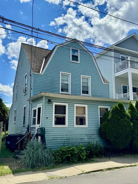 38 Wood Ave, Milford, CT 06460