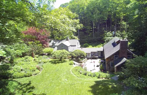 70 Limekiln Rd, Redding, CT 06896