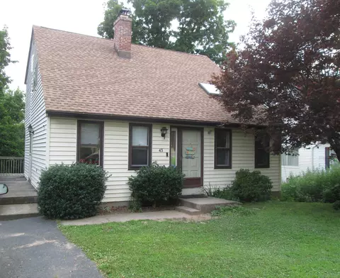 43 Neagle St, Naugatuck, CT 06770