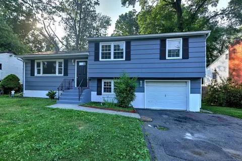 377 W Spring St, West Haven, CT 06516