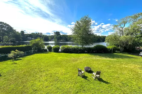 159 Tahmore Dr, Fairfield, CT 06825