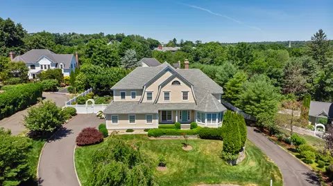 14 Sandy Hill Ter, Westport, CT 06880