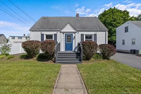 2587 Whitney Ave, Hamden, CT 06518 photo 1