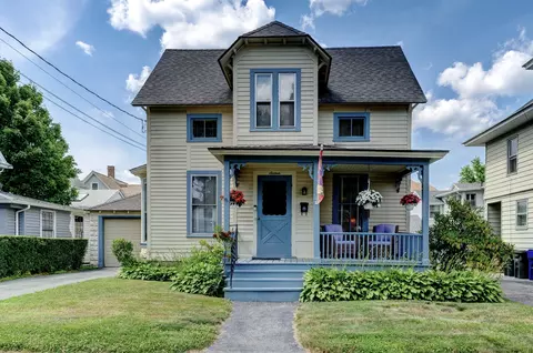 16 Hotchkiss Pl, Torrington, CT 06790