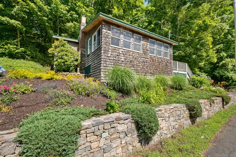 3756 Durham Rd, Guilford, CT 06437