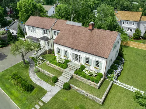 16 Plymouth Rd, Darien, CT 06820