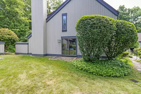 853 Heritage Vlg #A, Southbury, CT 06488