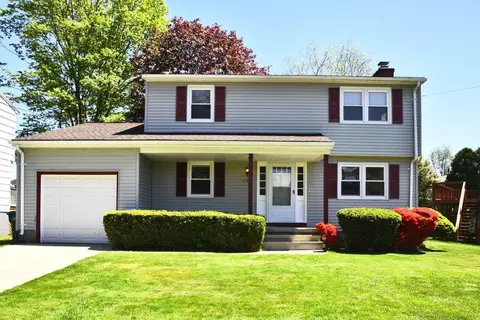 209 Daniel Rd, Hamden, CT 06517