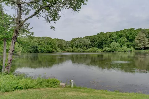 2 Village Rd #2, Southington, CT 06489
