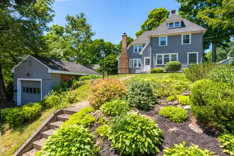171 Circle St, Bristol, CT 06010