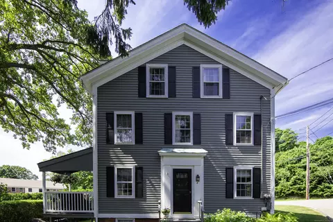 27 S Main St #8, Essex, CT 06426