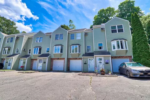 40 South St #8, Bristol, CT 06010