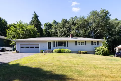 10 Oak Ln, Prospect, CT 06712