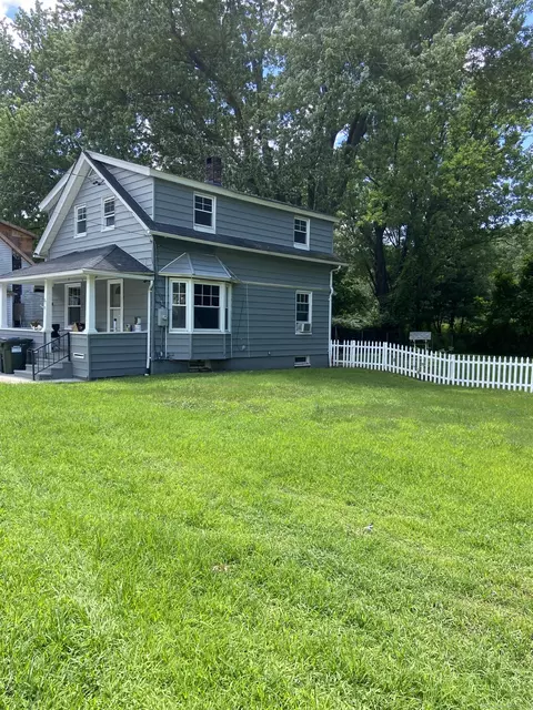 87 Taftville Occum Rd, Norwich, CT 06360