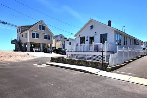 39 Westland Ave, Milford, CT 06460